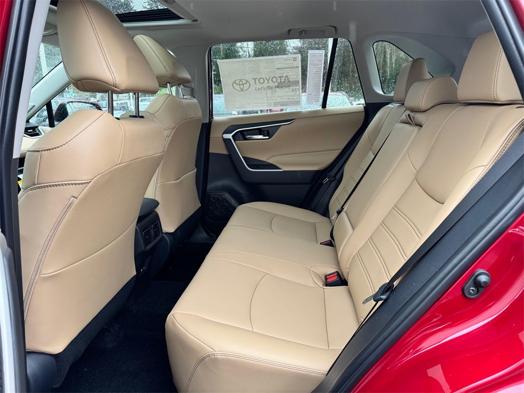 2025 Toyota RAV4 XLE Premium