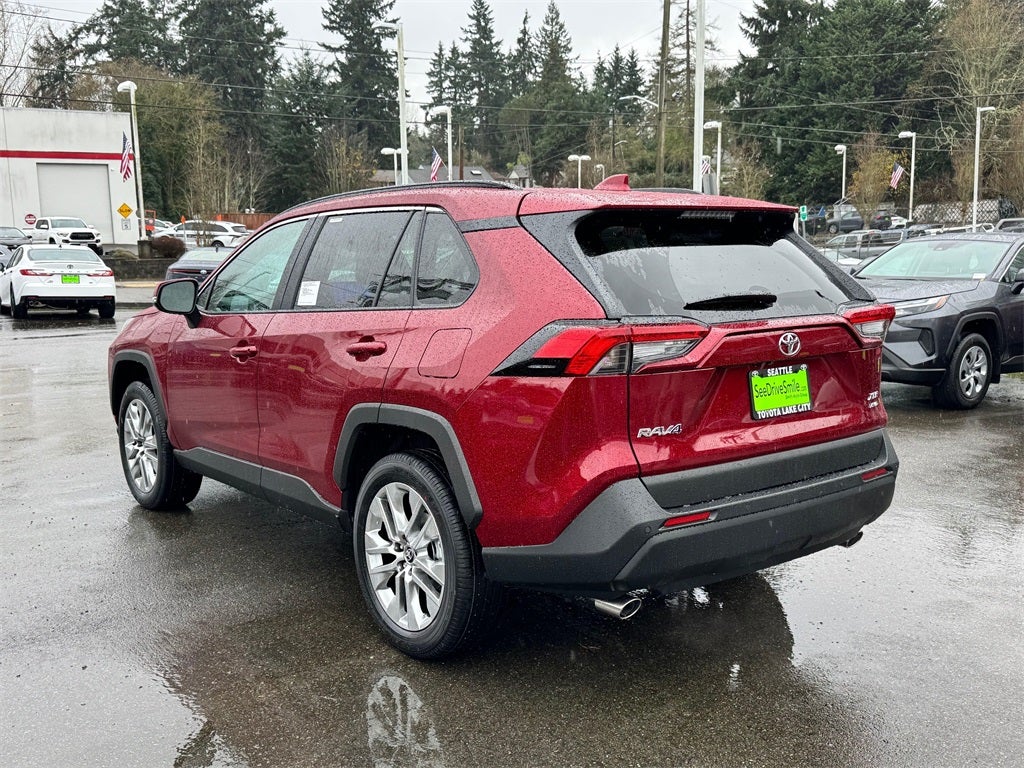 2025 Toyota RAV4 XLE Premium