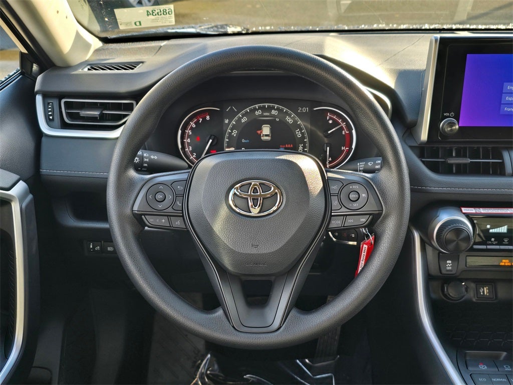 2025 Toyota RAV4 LE