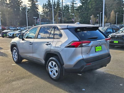 2025 Toyota RAV4 LE