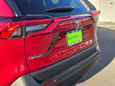 2025 Toyota RAV4 XLE