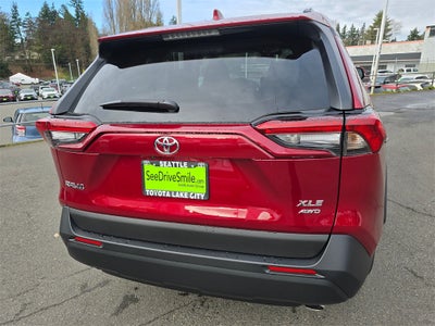 2025 Toyota RAV4 XLE
