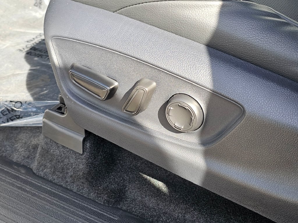 2026 Toyota Tacoma i-FORCE MAX Limited i-FORCE MAX