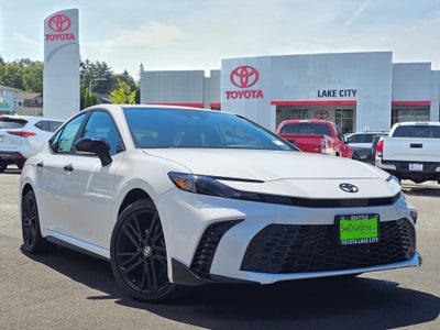2026 Toyota Camry SE Nightshade