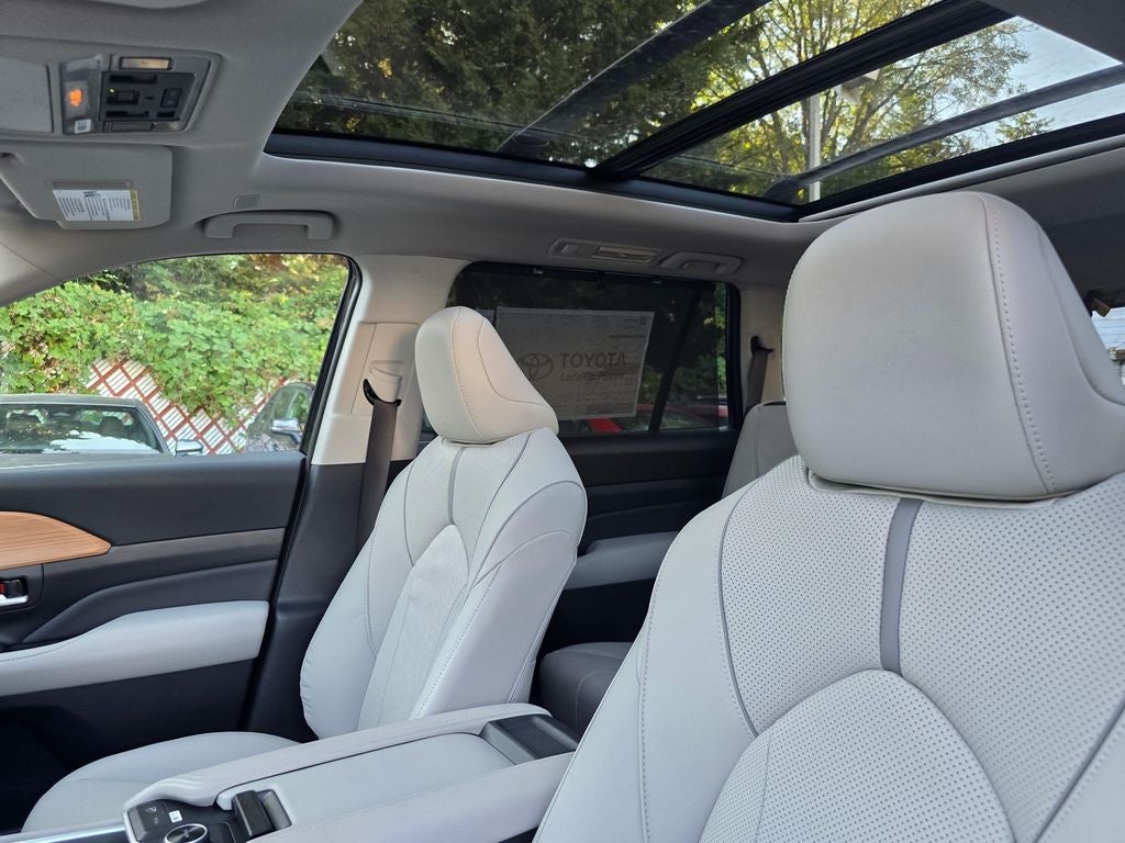 2026 Toyota Grand Highlander Platinum