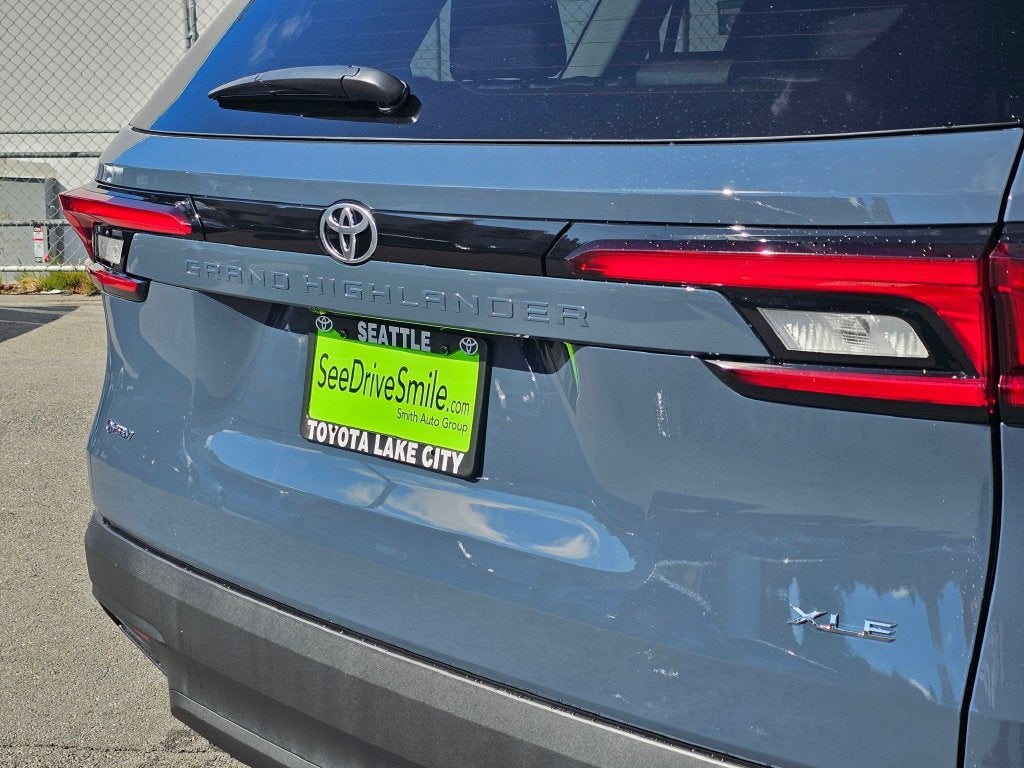 2026 Toyota Grand Highlander Hybrid Hybrid XLE