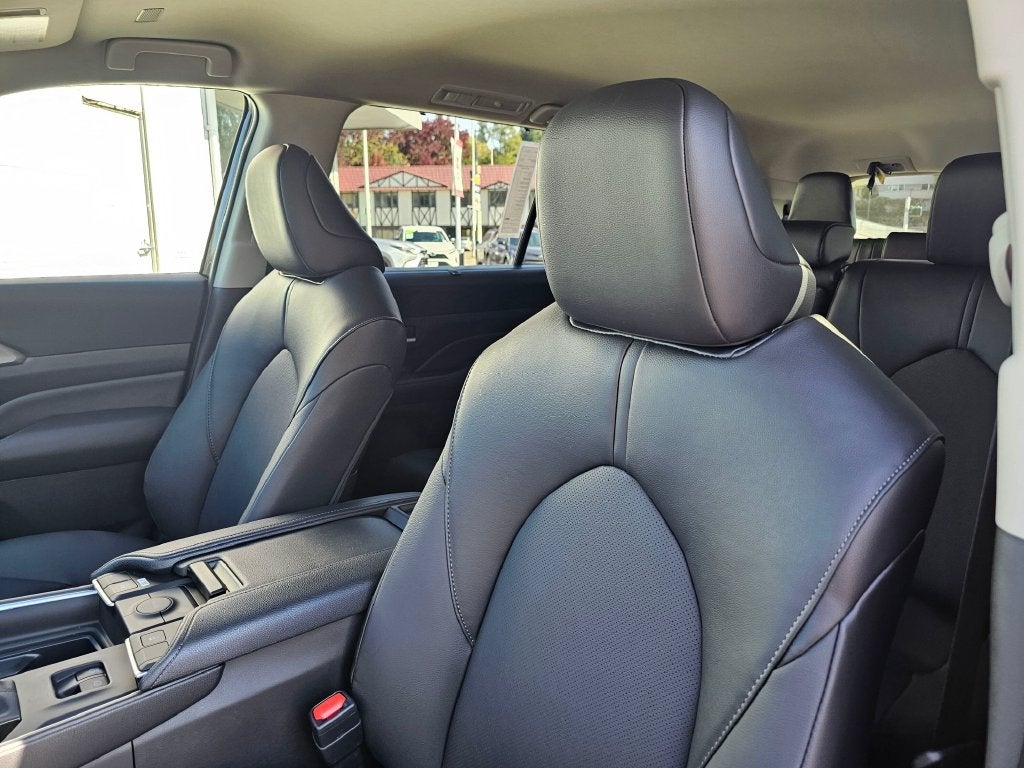2026 Toyota Grand Highlander Hybrid Hybrid XLE