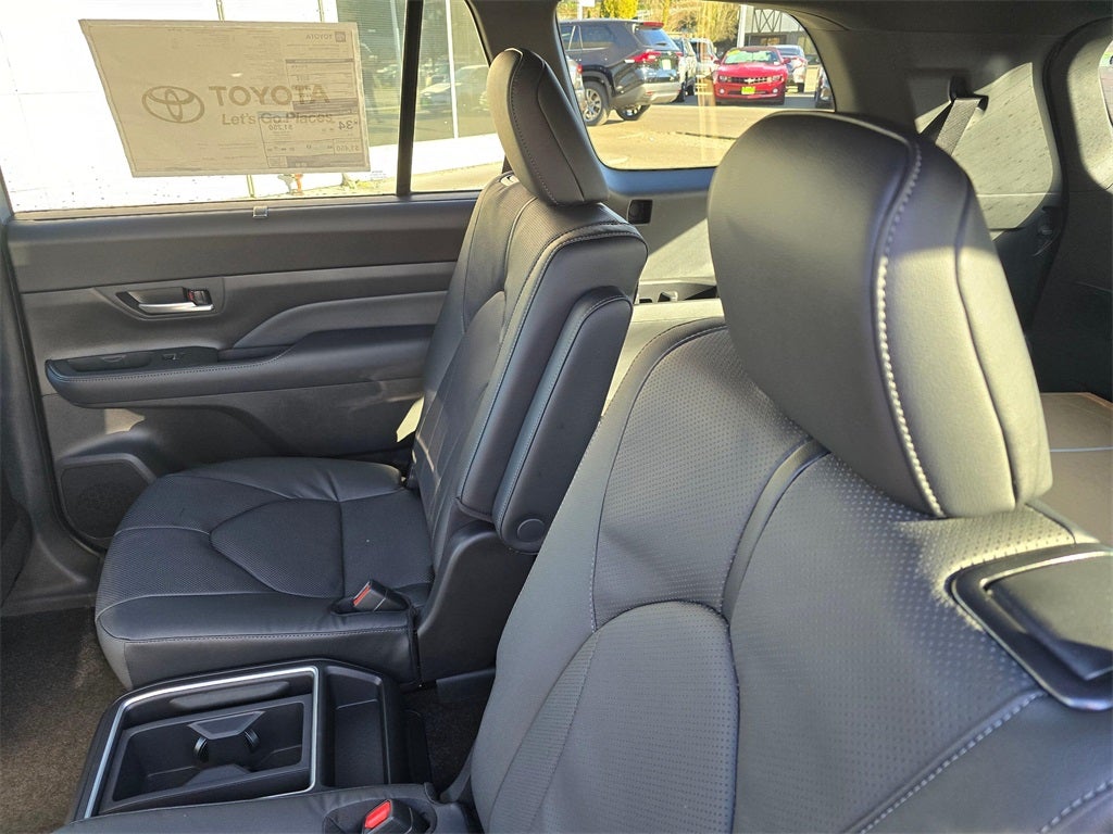 2026 Toyota Grand Highlander Hybrid Hybrid Nightshade