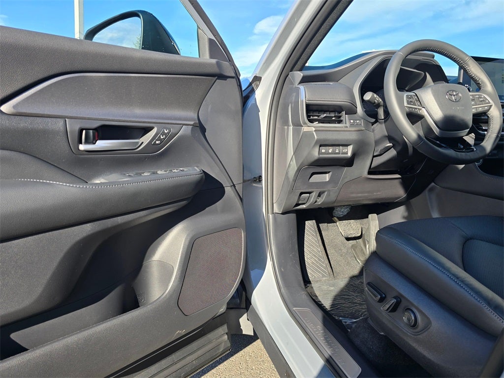 2026 Toyota Grand Highlander Hybrid Hybrid Nightshade