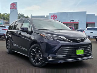 2026 Toyota Sienna Platinum 7 Passenger