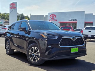 2026 Toyota Highlander Hybrid XLE