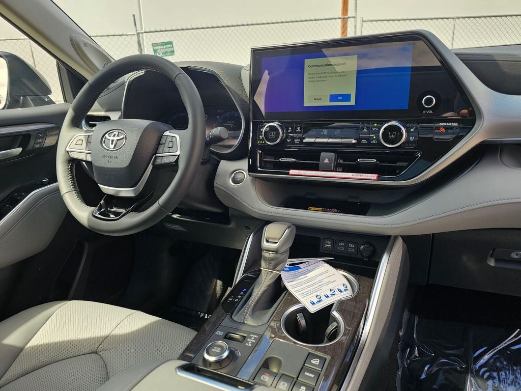 2026 Toyota Highlander Platinum
