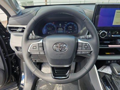 2026 Toyota Highlander Platinum