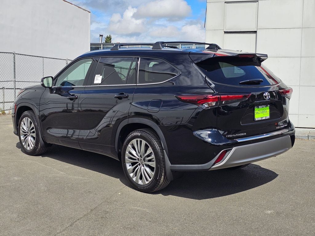 2026 Toyota Highlander Platinum