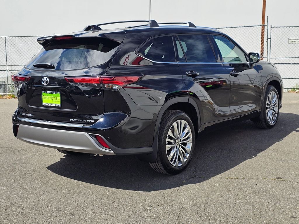 2026 Toyota Highlander Platinum
