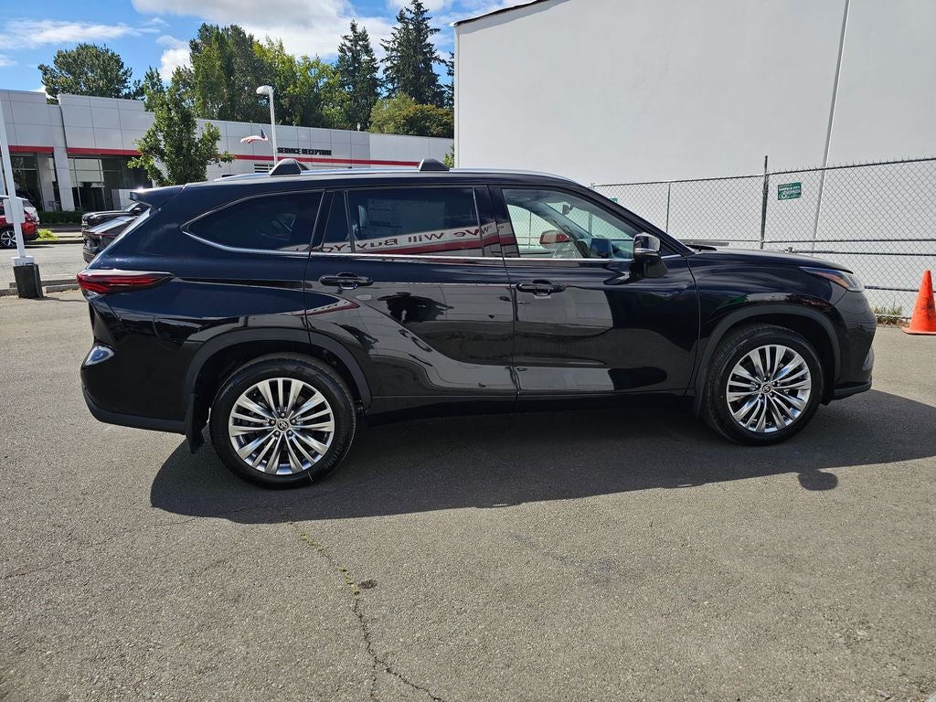 2026 Toyota Highlander Platinum