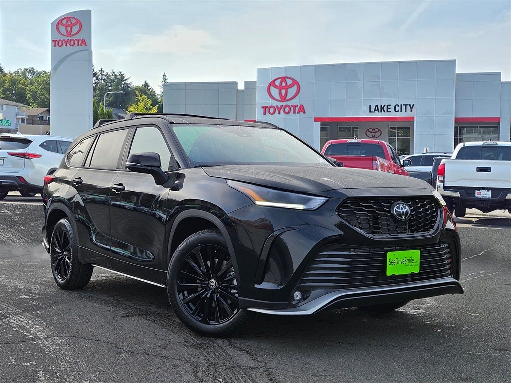 2025 Toyota Highlander XSE