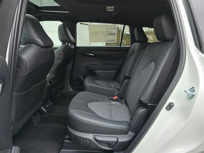 2026 Toyota Highlander XSE