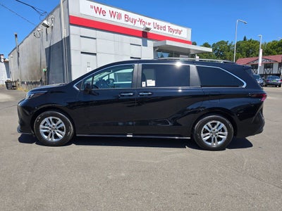 2026 Toyota Sienna XLE