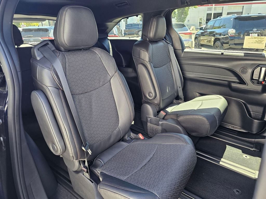 2026 Toyota Sienna Limited 7 Passenger