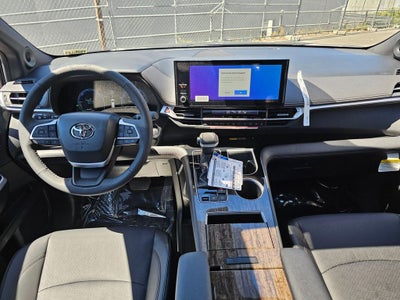 2026 Toyota Sienna Limited 7 Passenger