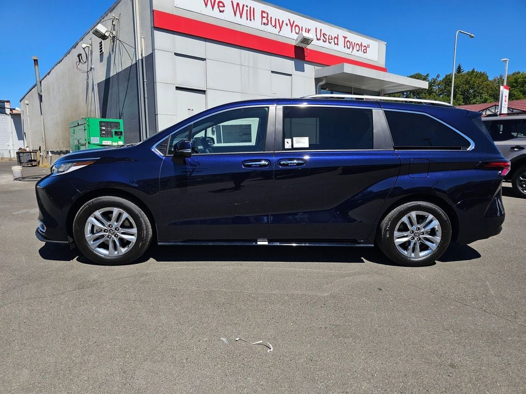 2026 Toyota Sienna Limited 7 Passenger