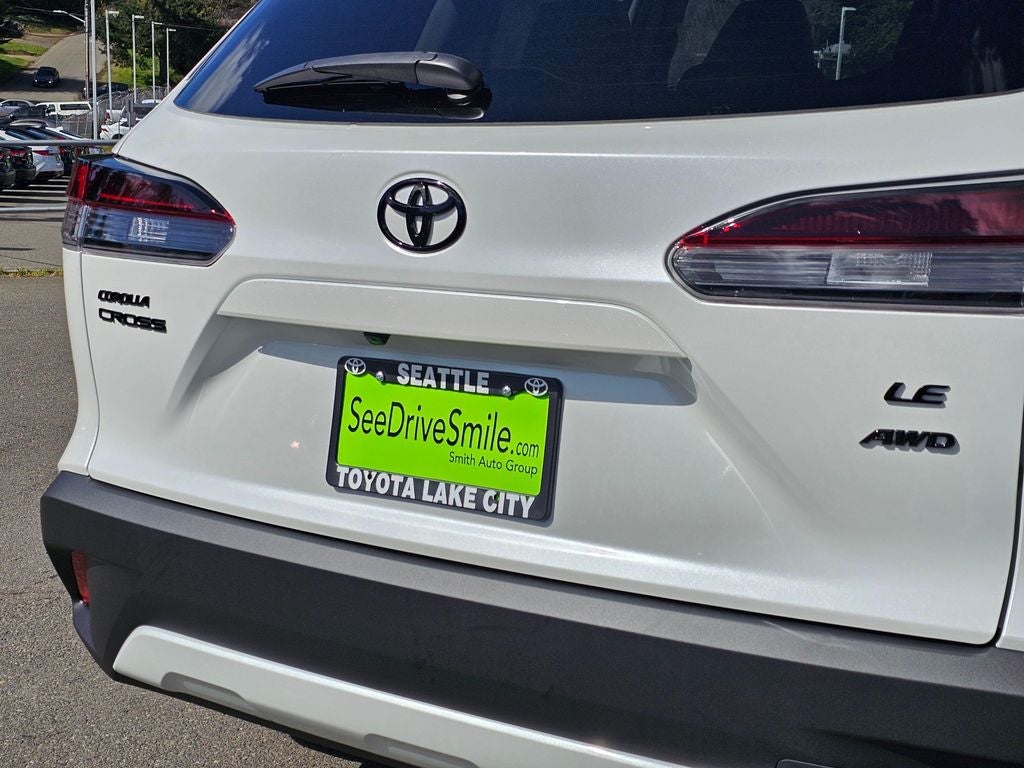 2026 Toyota Corolla Cross LE