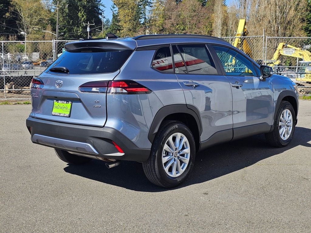 2026 Toyota Corolla Cross LE