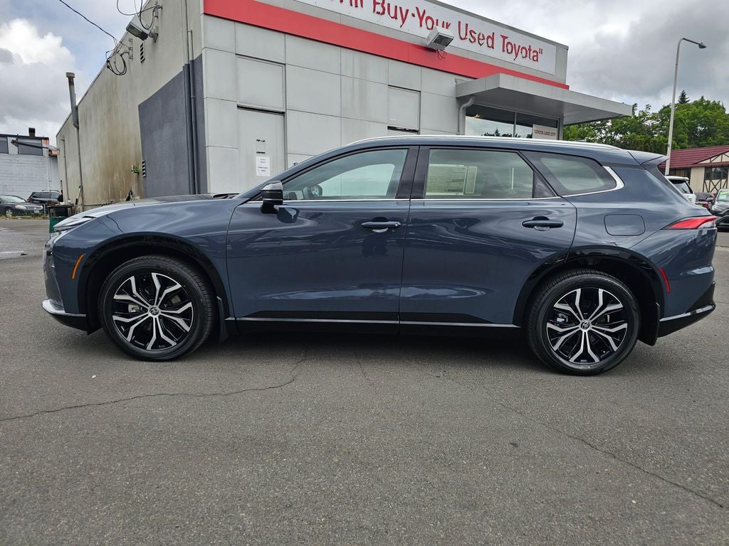 2026 Toyota Crown Signia XLE