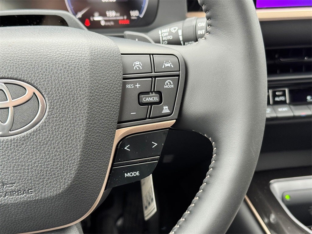 2026 Toyota Toyota Crown Signia Limited