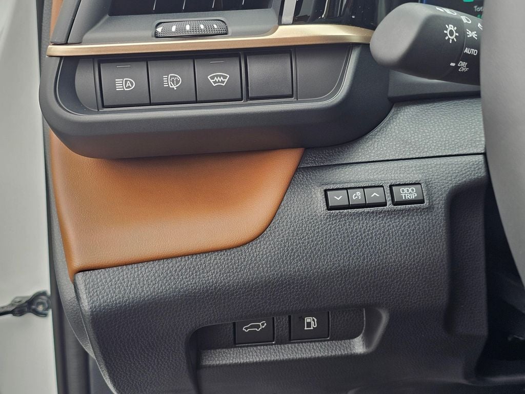 2026 Toyota Crown Signia Limited