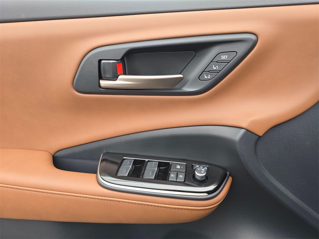 2026 Toyota Toyota Crown Signia Limited