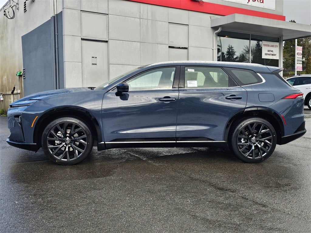 2026 Toyota Toyota Crown Signia Limited