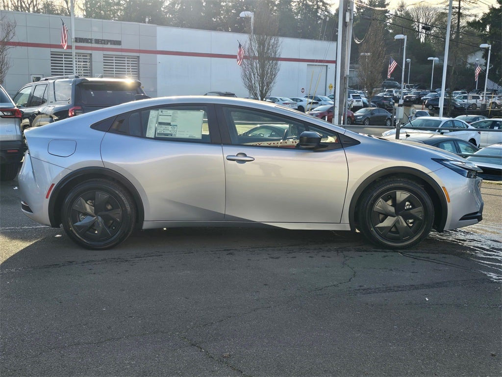 2026 Toyota Prius Plug-in Hybrid SE