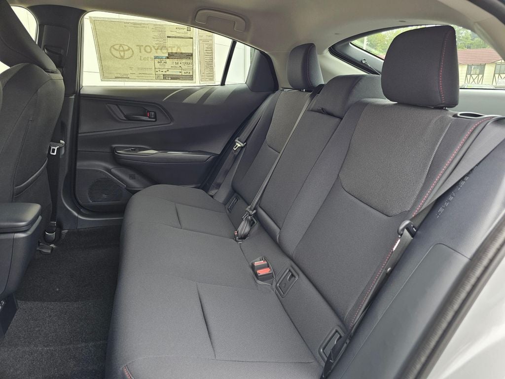 2026 Toyota Prius Plug-In Hybrid SE