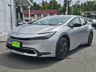 2026 Toyota Prius Plug-In Hybrid SE