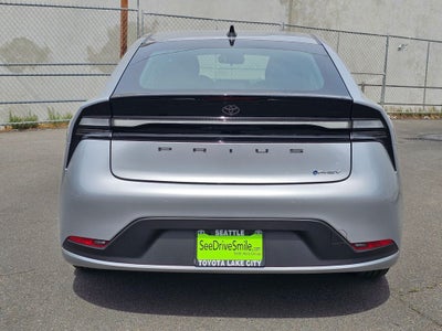 2026 Toyota Prius Plug-In Hybrid SE