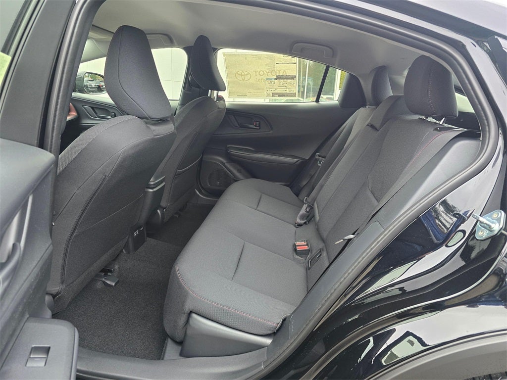 2026 Toyota Prius Plug-in Hybrid SE