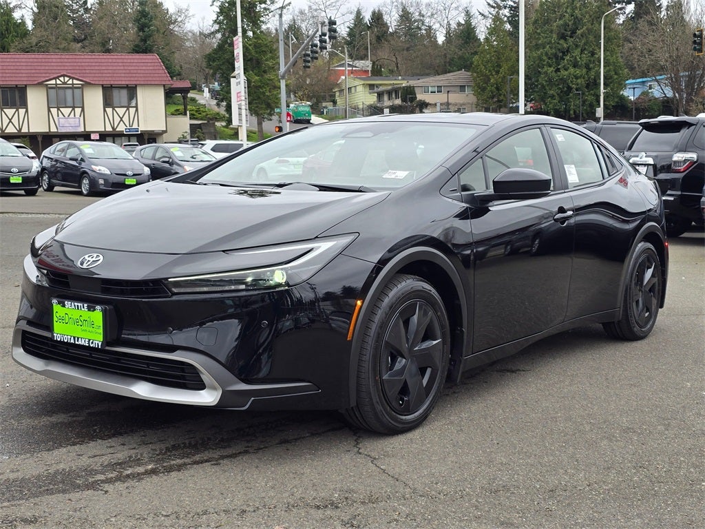 2026 Toyota Prius Plug-in Hybrid SE