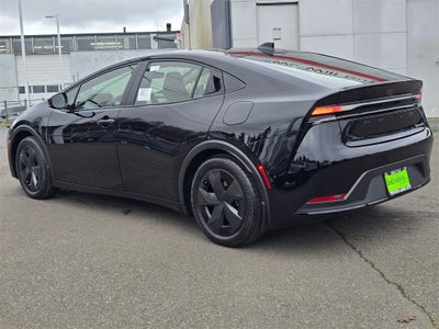 2026 Toyota Prius Plug-in Hybrid SE