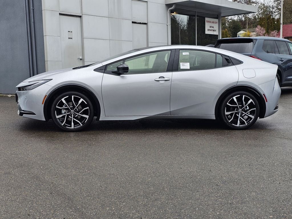 2026 Toyota Prius Plug-In Hybrid XSE