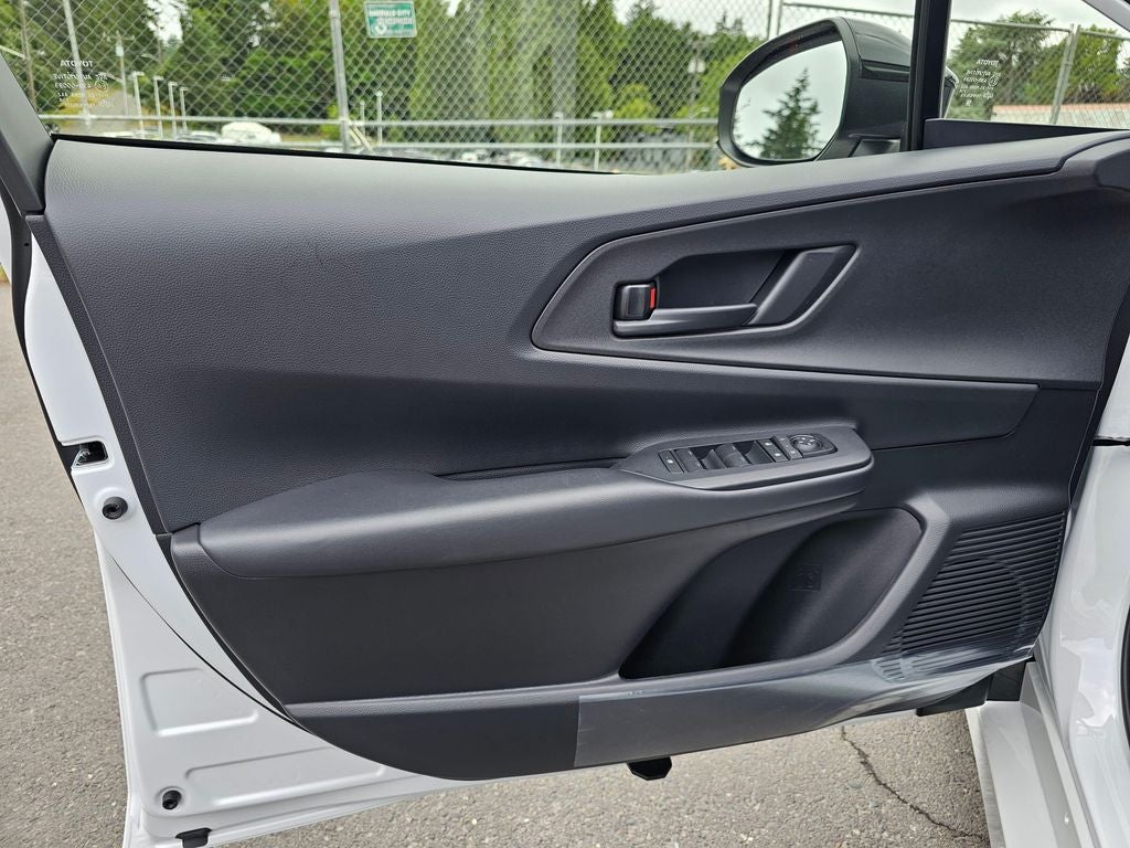 2026 Toyota Prius Plug-in Hybrid SE
