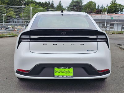 2026 Toyota Prius Plug-in Hybrid SE