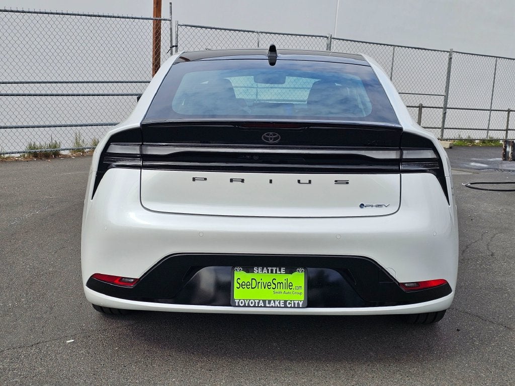 2027 Toyota Prius Plug-in Hybrid XSE Premium