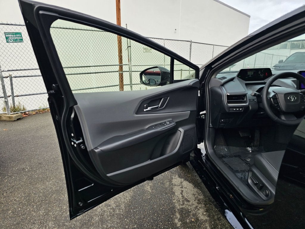 2027 Toyota Prius XLE AWD