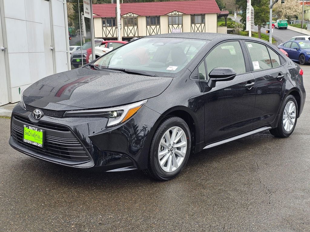 2026 Toyota Corolla Hybrid LE