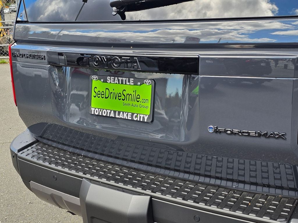 2026 Toyota Land Cruiser Base