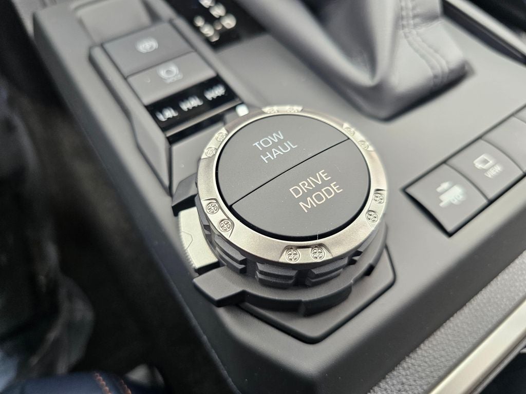 2026 Toyota 4Runner i-FORCE MAX Hybrid Platinum