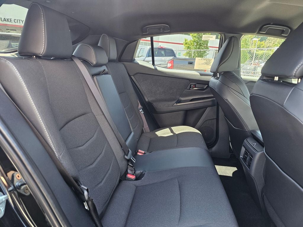 2026 Toyota C-HR SE