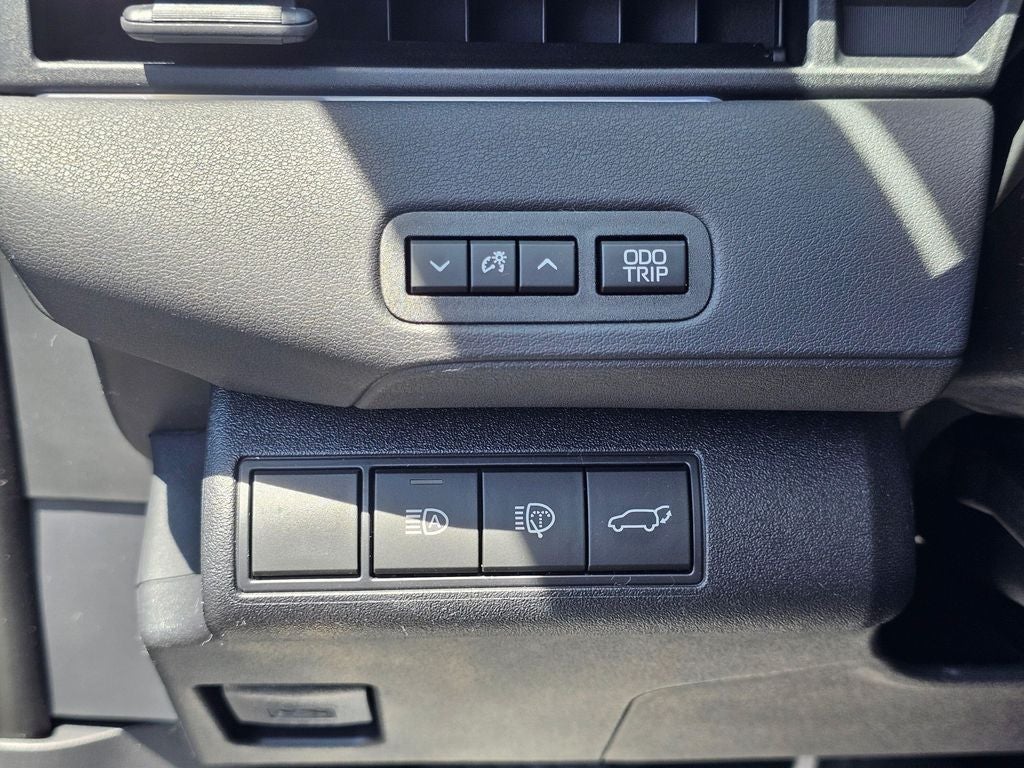 2026 Toyota C-HR SE